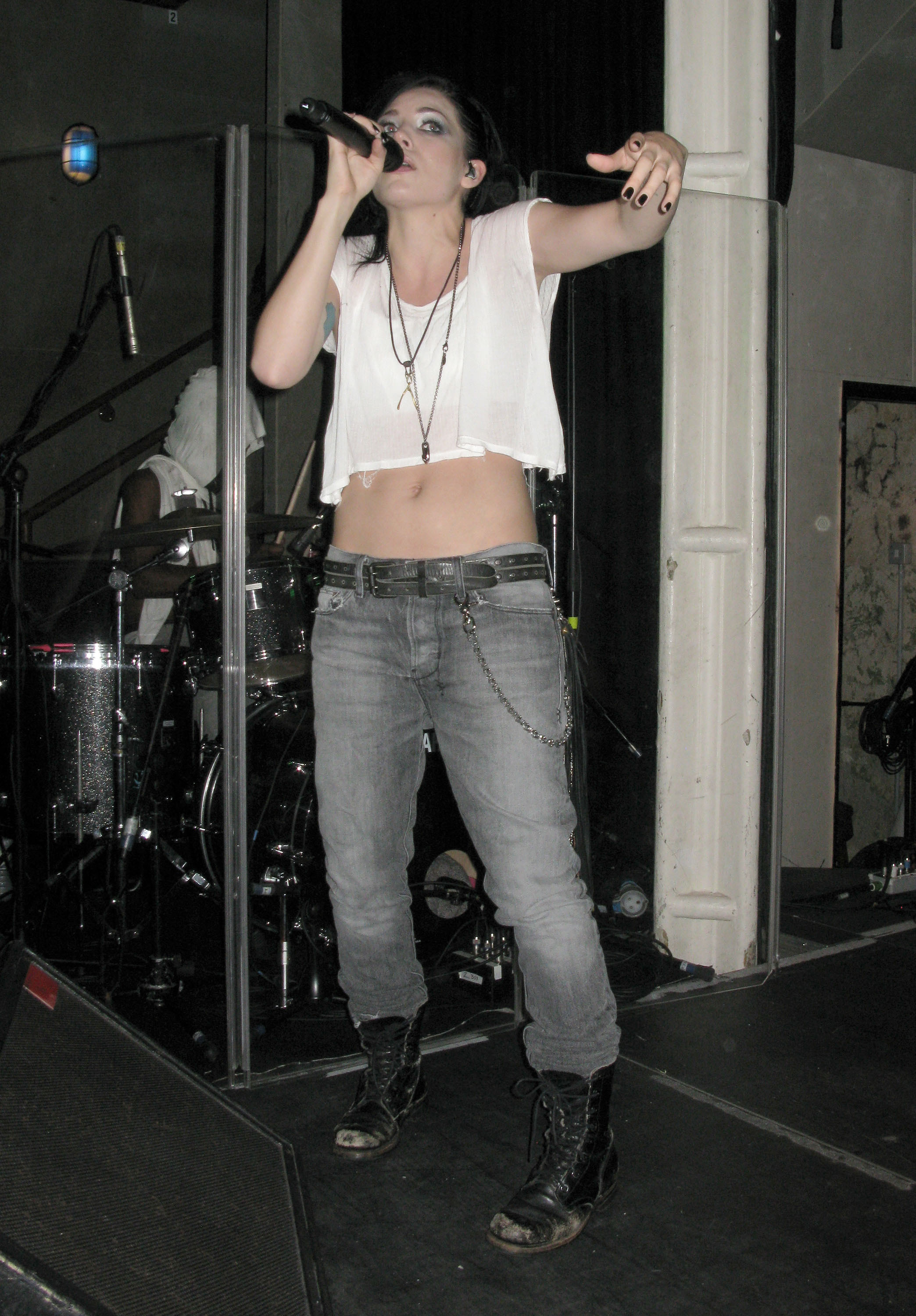 Skylar Grey performing her first gig pictures | Picture 63563